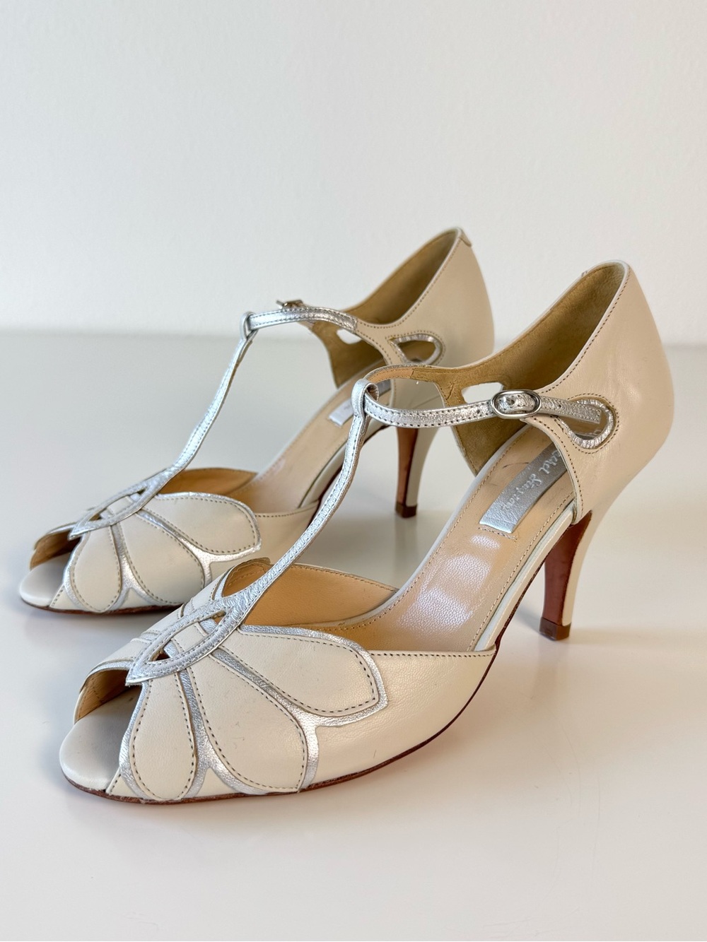 Rachel Simpson Mimosa T-Bar Heels Cream Silver Leather Size EU 38 US 7.5